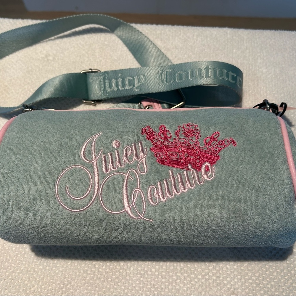 NWT Juicy Couture Barrel Convertible Purse